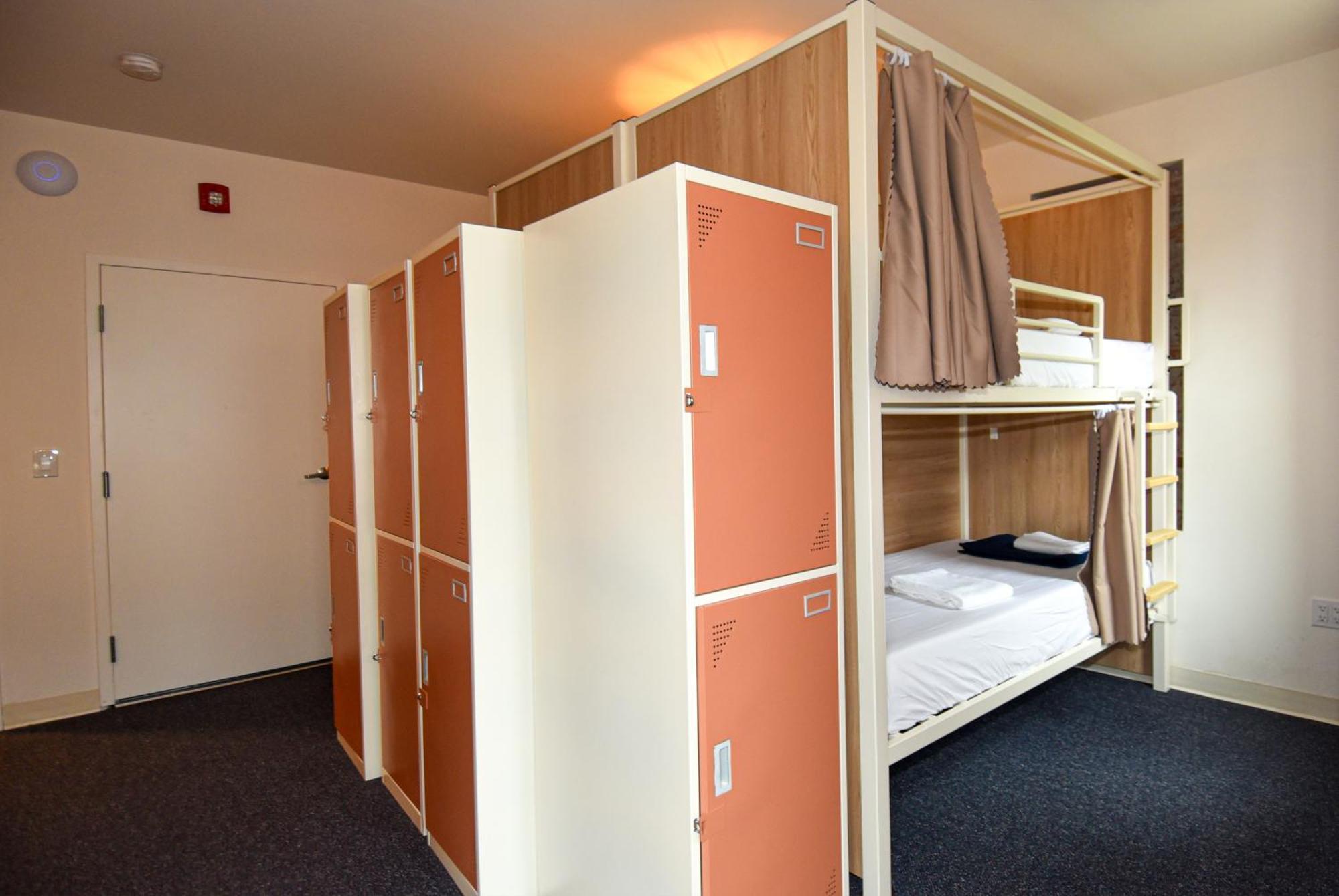 Caravan Hostel Dc واشنطن المظهر الخارجي الصورة