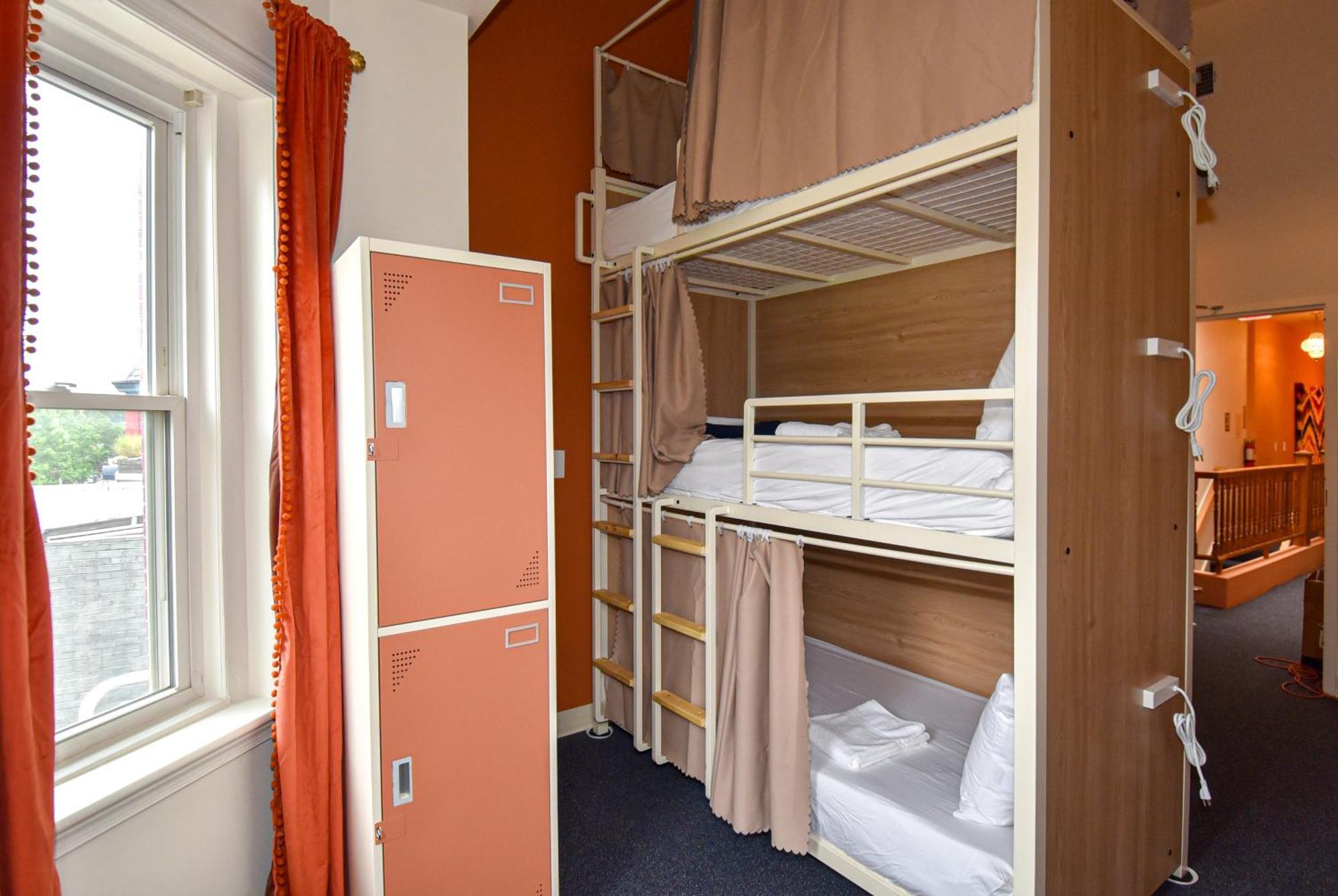 Caravan Hostel Dc واشنطن المظهر الخارجي الصورة